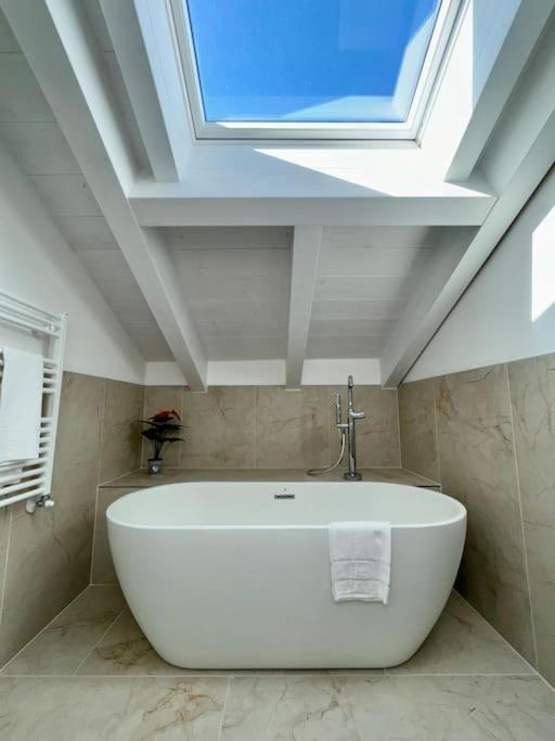 Apt. Aries - Penthouse Menaggio Exterior foto